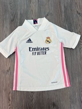 Adidas Real Madrid girls jersey size 5-6